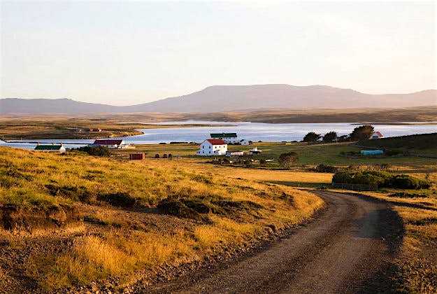 Travel News - Road leading to Darwin and Goose Green. The eclipse will be visible in Darwin