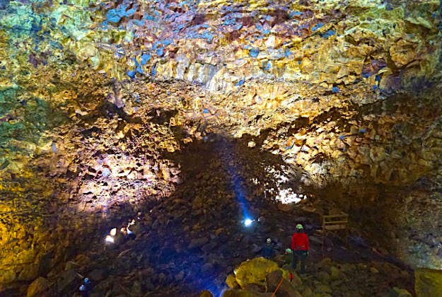 Travel News - insidevolcano Inside Thrihnukagigur Volcano.
