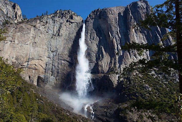 Travel News - Yosemite falls John Tregoning Waterfall at Yosemite.