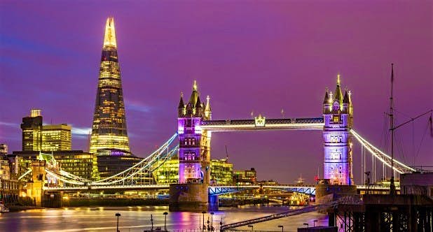 Travel News - View of Tower Bridge London Visitors to London will find it easier to make taxi payments with the introduction of debit and credit card payments on all black cabs by October