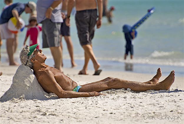 Travel News - si1 Spaniards may soon be asked to decide if they want to shorter their working day by ending the siesta tradition in the early afternoon