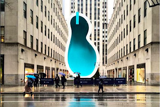 Travel News - van gogh ear Van Gogh's Ear will be in front of the Rockefeller Center from 13 April to 3 June