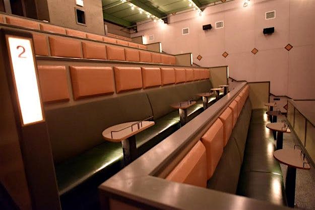 Travel News - 27ed4d1f-2bd1-40e1-86d3-a3ff82e71d9c You can order eat and drink as you watch all from the comfort of your (leather) seat.