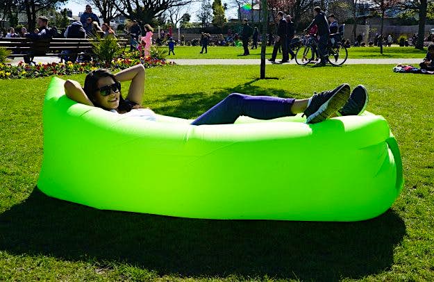 Travel News - Billow- Park The Billowbag can be used to relax anywhere. Image: Billowbag