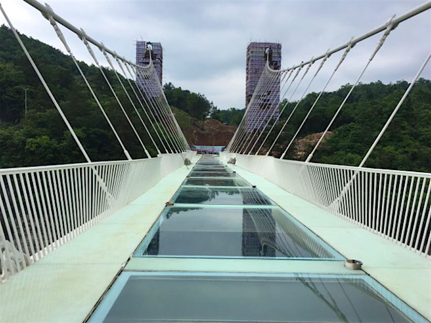 Travel News - WhatsApp-Image-20160508 The glass bridge.