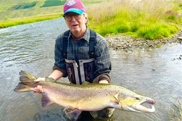 Travel News - Eric-Clapton-and-Salmon Eric Clapton on Iceland’s Vatnsdalsá River.