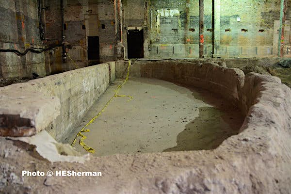Travel News - Hammerstein-Theatre-DSC_9219 Photo © HESherman Remains of Hammerstein Theatre, TImes Square.