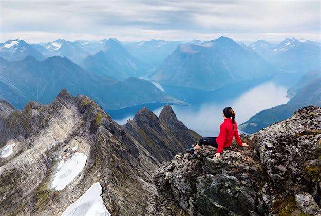 Travel News - MDRUM_MOUNTAIN_MUSE-5 Relaxing at 500 feet above the Norwegian fjords