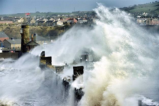 Travel News - paul-kingston-storms-cumbria Storms Cumbria.