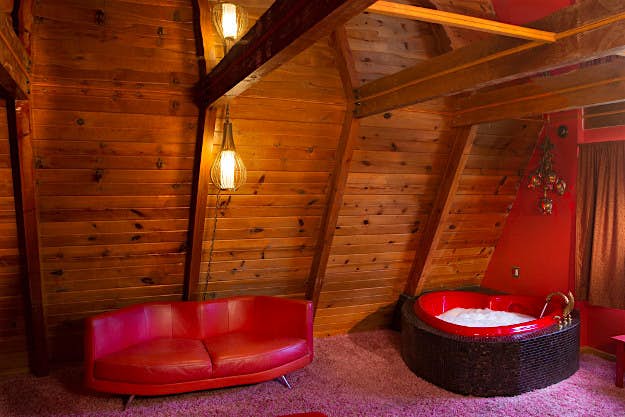 Travel News - honeymoonsuite The honeymoon suite.