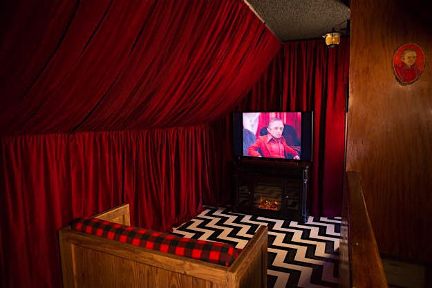 Travel News - twinpeaks Watch Twin Peaks in the Black Lodge.