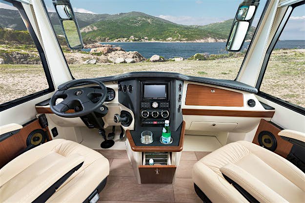Travel News - 1476268080-7bdc743fca8d4f1c52fe3e73bc85a5b1 The motorhome.