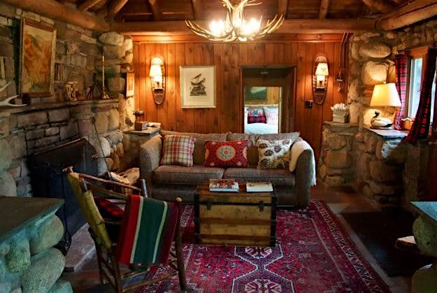 Travel News - capture Airbnb in Lake Placid, New York.