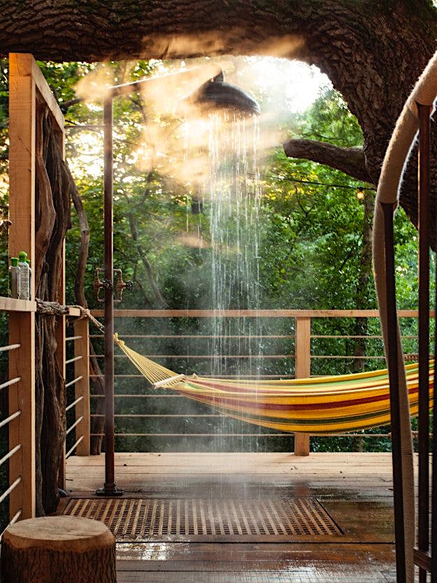 Travel News - 2.7craftycamping-thewoodsmanstreehouse-shower-hammock The Woodman's Treehouse Dorset