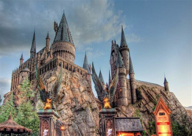 Travel News - 5941338949_d766186742_b Hogwarts Castle at Universal Studios, Orlando, Florida.