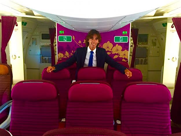 Travel News - testing-thai-a350-economy Aviation analyst Alex Macheras testing economy seating on board a new Thai Airlines A350. Image: Alex Macheras