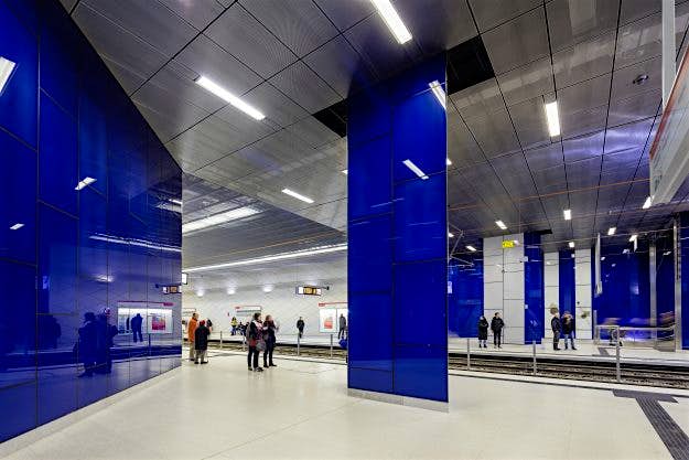 Travel News - U-Bahn Station Schadowstrasse, Wehrhahn Linie Düsseldorf Schadowstraße features an interactive installation involving a large LED screen displaying the real-time movements of passersby on the city surface.