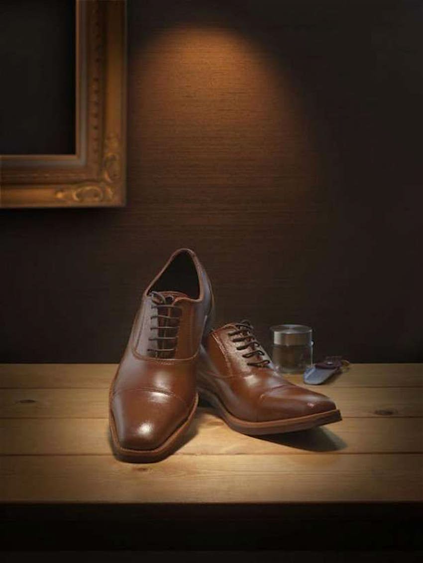 Travel News - chocolatier-3 Motohiro Okai from Rihga Royal Hotel’s chocolate boutique L’éclat has crafted nine pairs of men's shoes entirely from chocolate. Image: PR Times