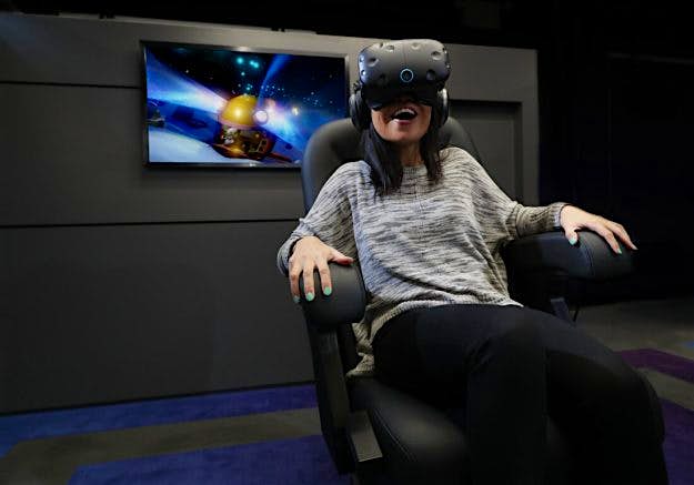 Travel News - 2017-02-15-image-16 Imax are shifting to small head mounted displays.
