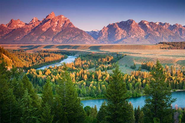 Travel News - 500px_59908268 - Copy Snake River and the Teton Range in Grand Teton National Park, Wyoming, USA. national parks free