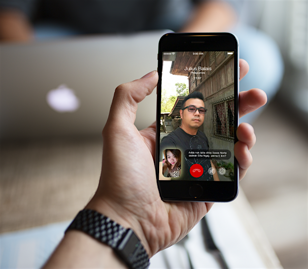 Travel News - 7 A new app will help you chat with anyone no matter what language they speak. Image: Odle