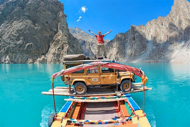 Travel News - Best job in the world The writer and photographer is currently on a mad mission for charity to travel 1000 km across Tasmania on just a longboard.