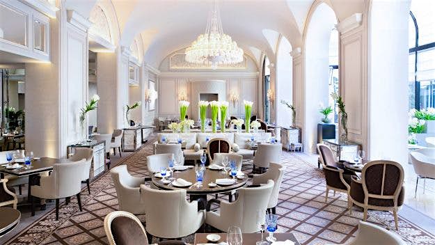 Travel News - PAR_1212_aspect16x9 in Four Seasons Hotel George V