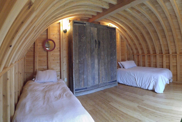 'Hobbit hut' bedroom.