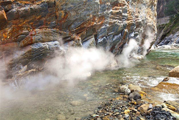 Travel News - bishan hot spring - followxiaofei Bishan hot spring.
