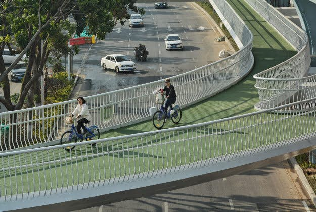 elevated bike lanes