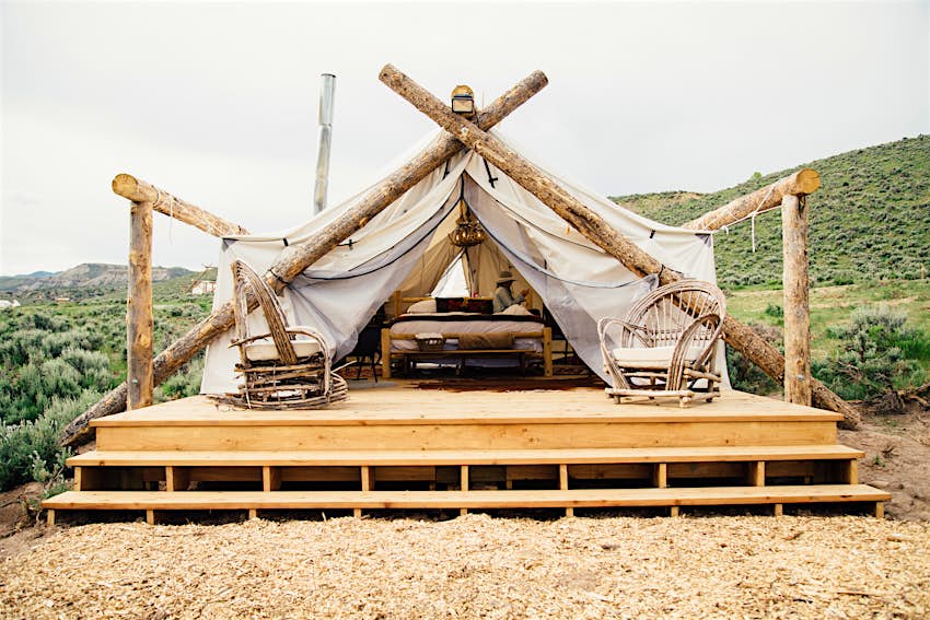Travel News - Collective Retreats luxury camping USA yellowstone colorado vail montana travel glamping A luxury tent offered by Collective Retreats in the US