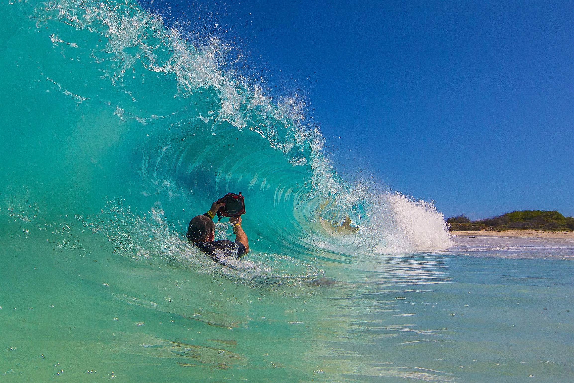 Travel News - Anatomy of a Wave The spectacular snaps were taken at Kua Bay, Hawaii