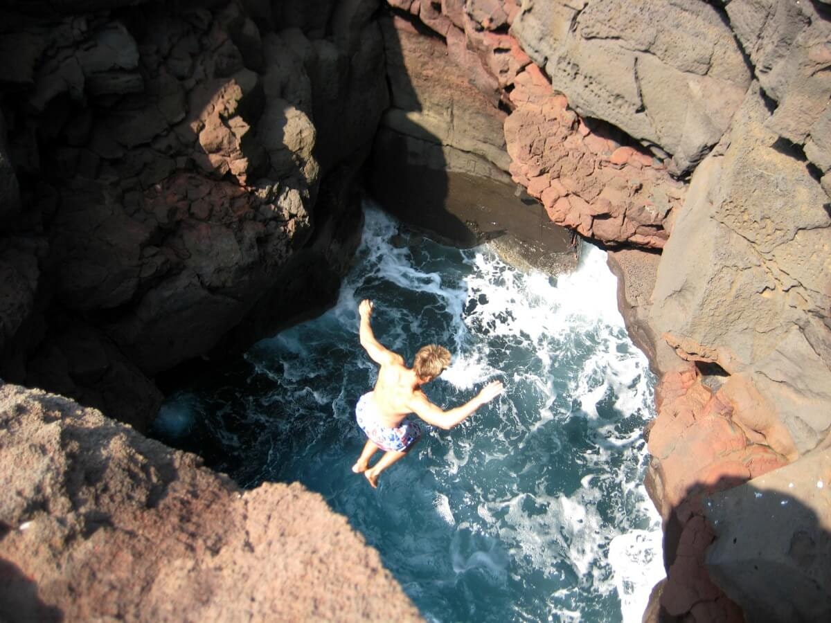 Swimming at South Point in Hawaii 