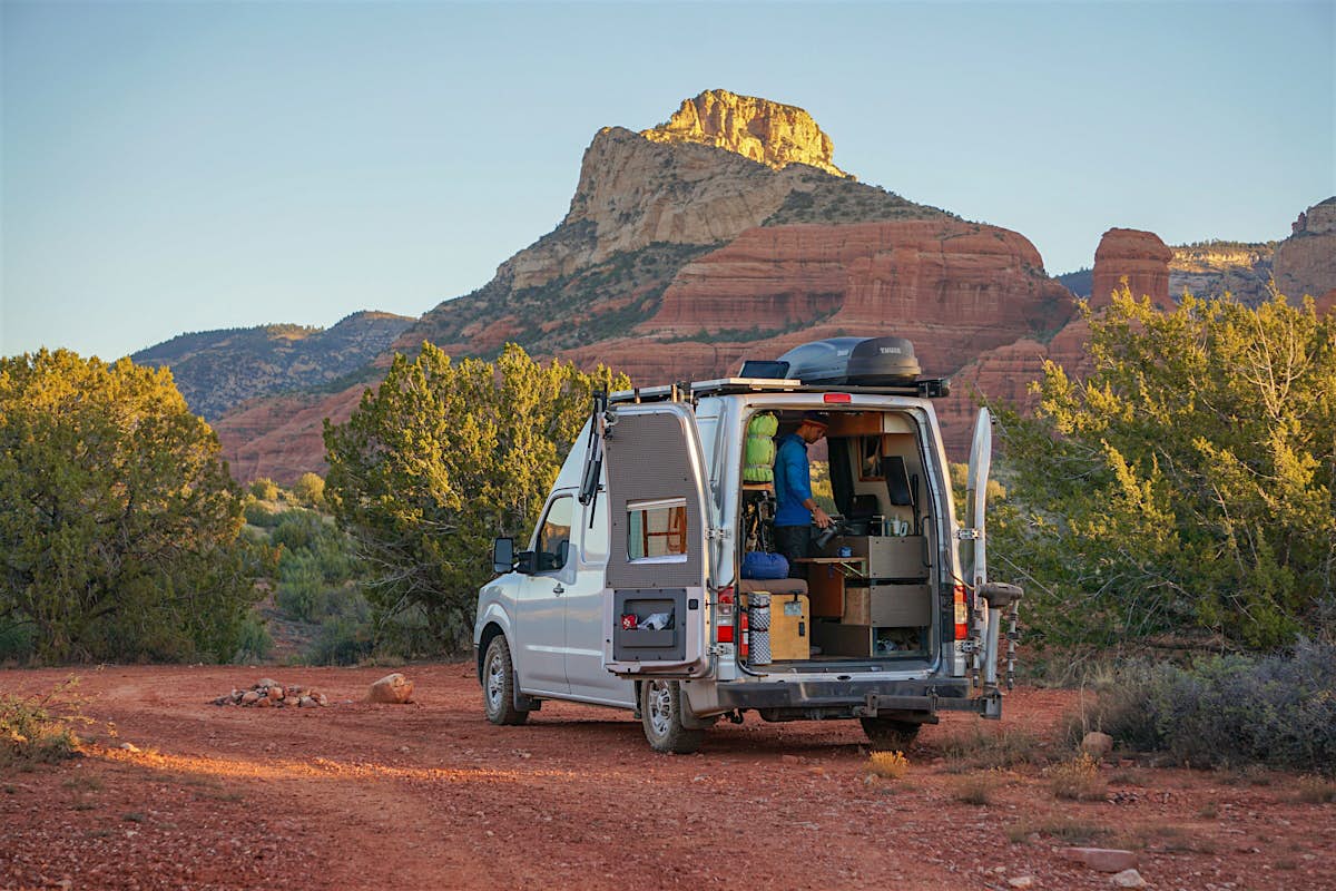 Get inspired by this traveller who works full-time while driving around the US in a van