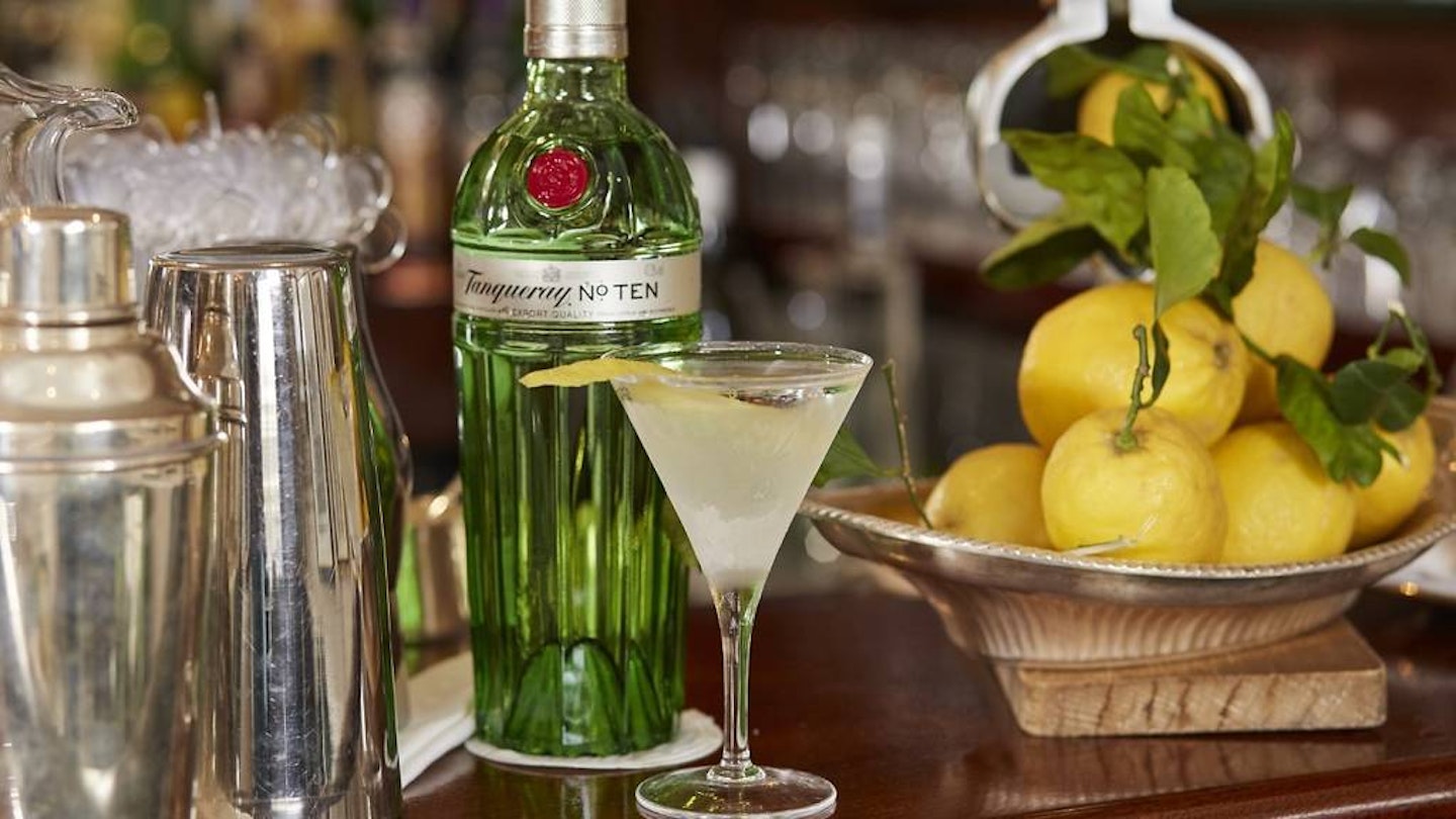 A Tanqueray gin cocktail