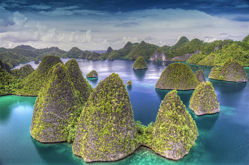 Indonesia set to count every one of the estimated 17,500 islands that make  up the country - Lonely Planet