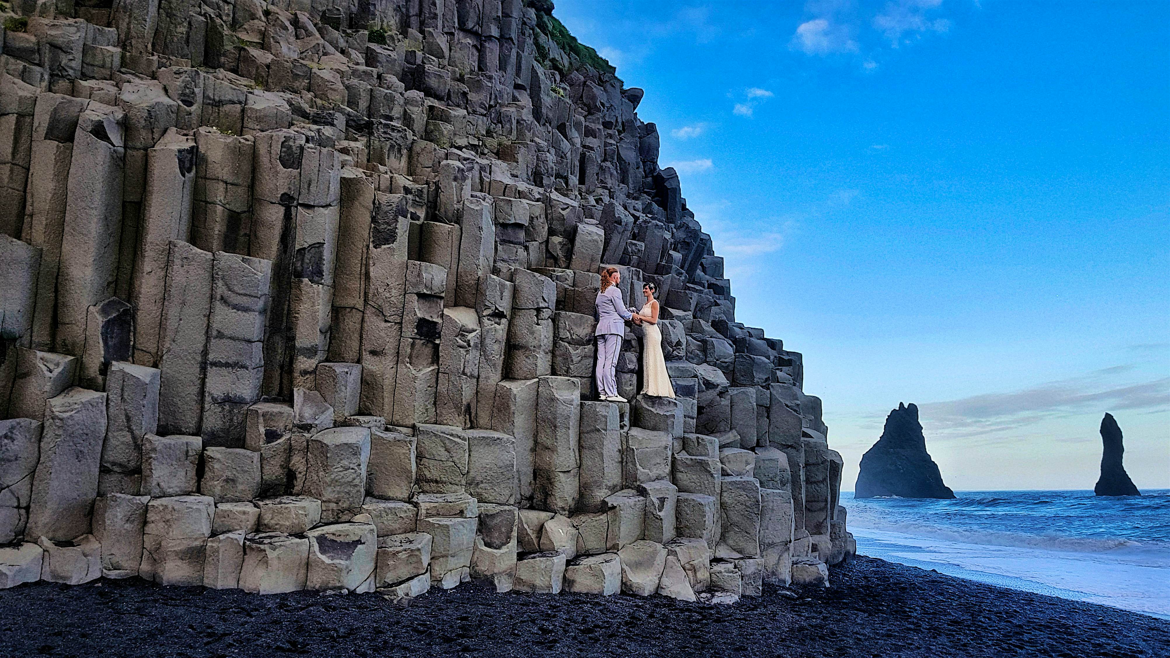 Travel News - 91 - Black Sands Iceland The pair held a wedding ceremony on Iceland's incredibly dramatic scenery.