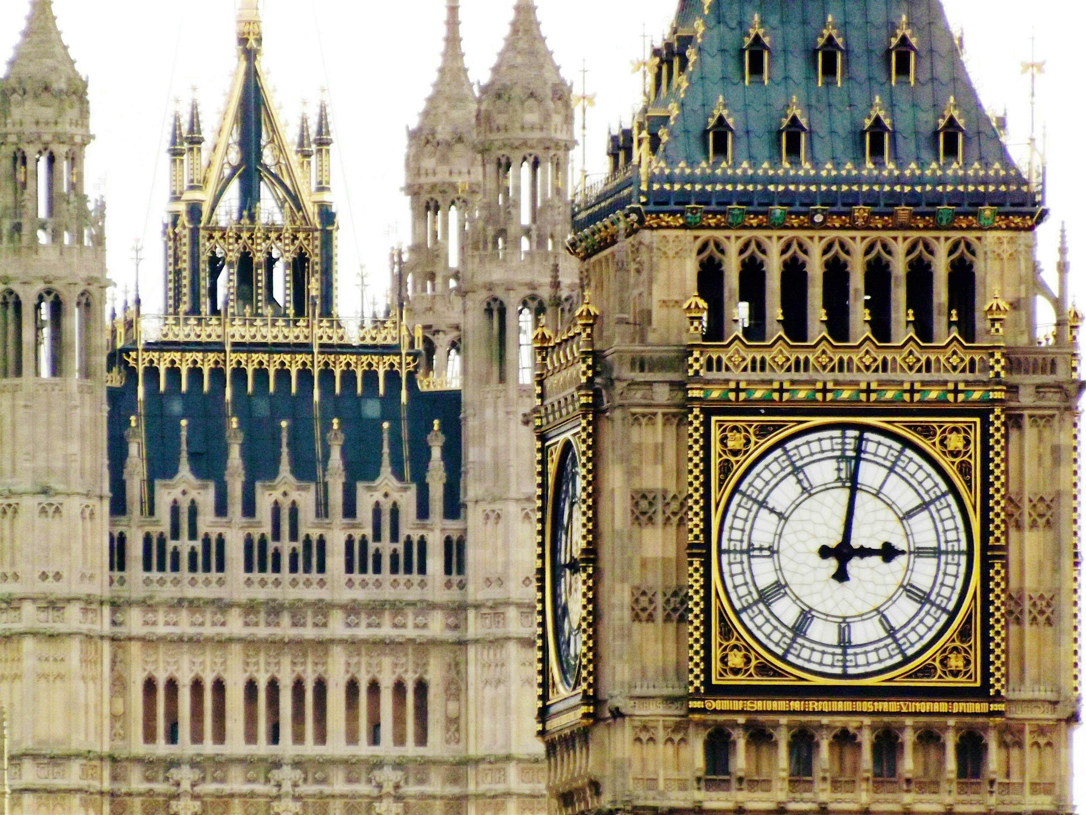 Travel News - GettyRF_592496759 Close-up of Big Ben in London.
