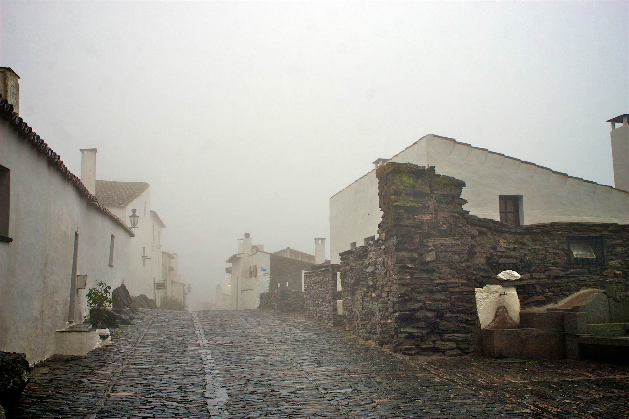 Travel News - Monsaraz Monsaraz, winner in the Monument Villages category.