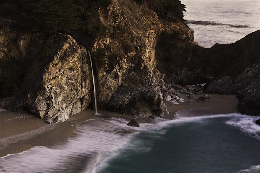 Travel News - Mcway Falls in Big Sur, CA Travel News - Mcway Falls in Big Sur, CA