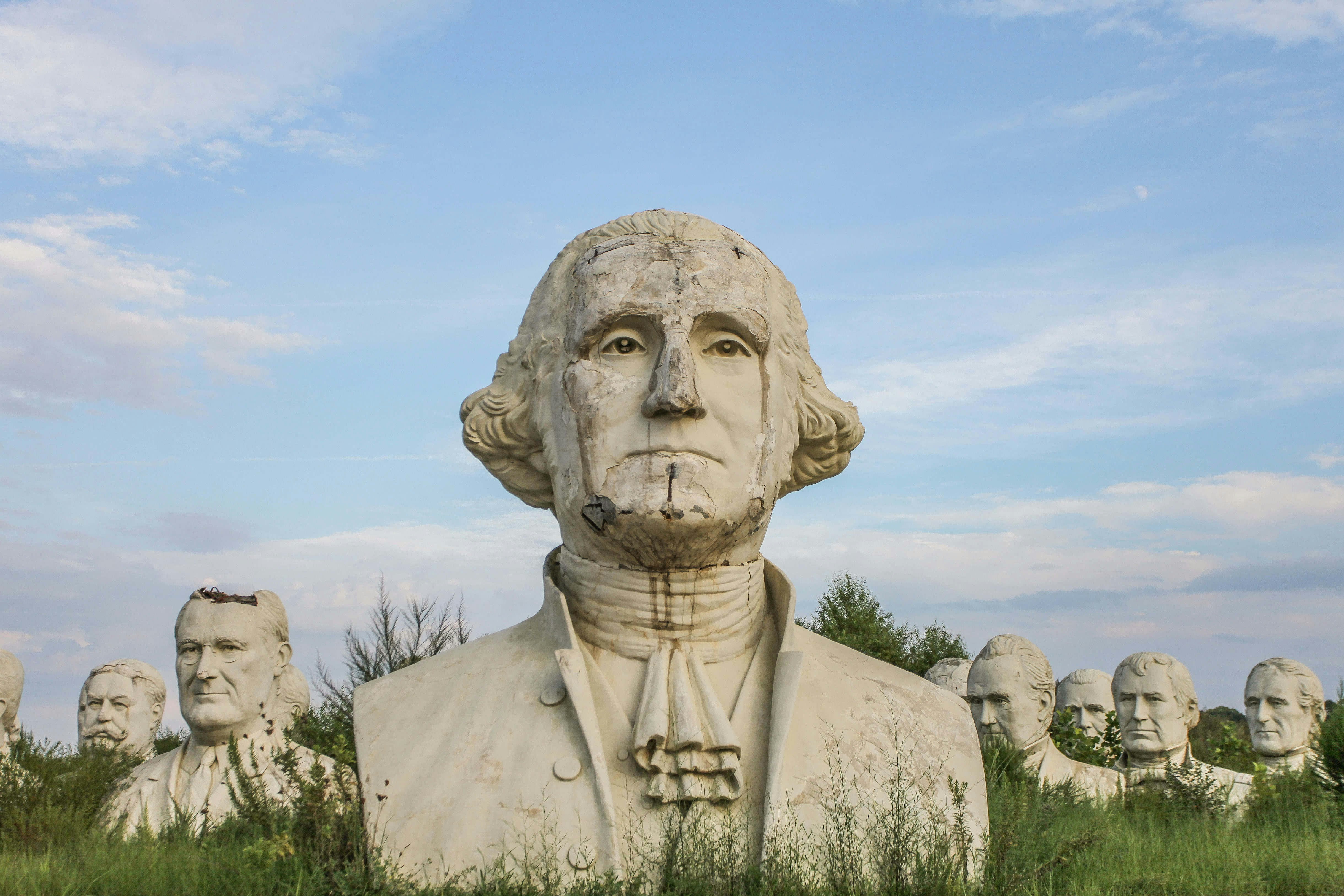 43 heads of US American Presidents stand abandoned in a field in