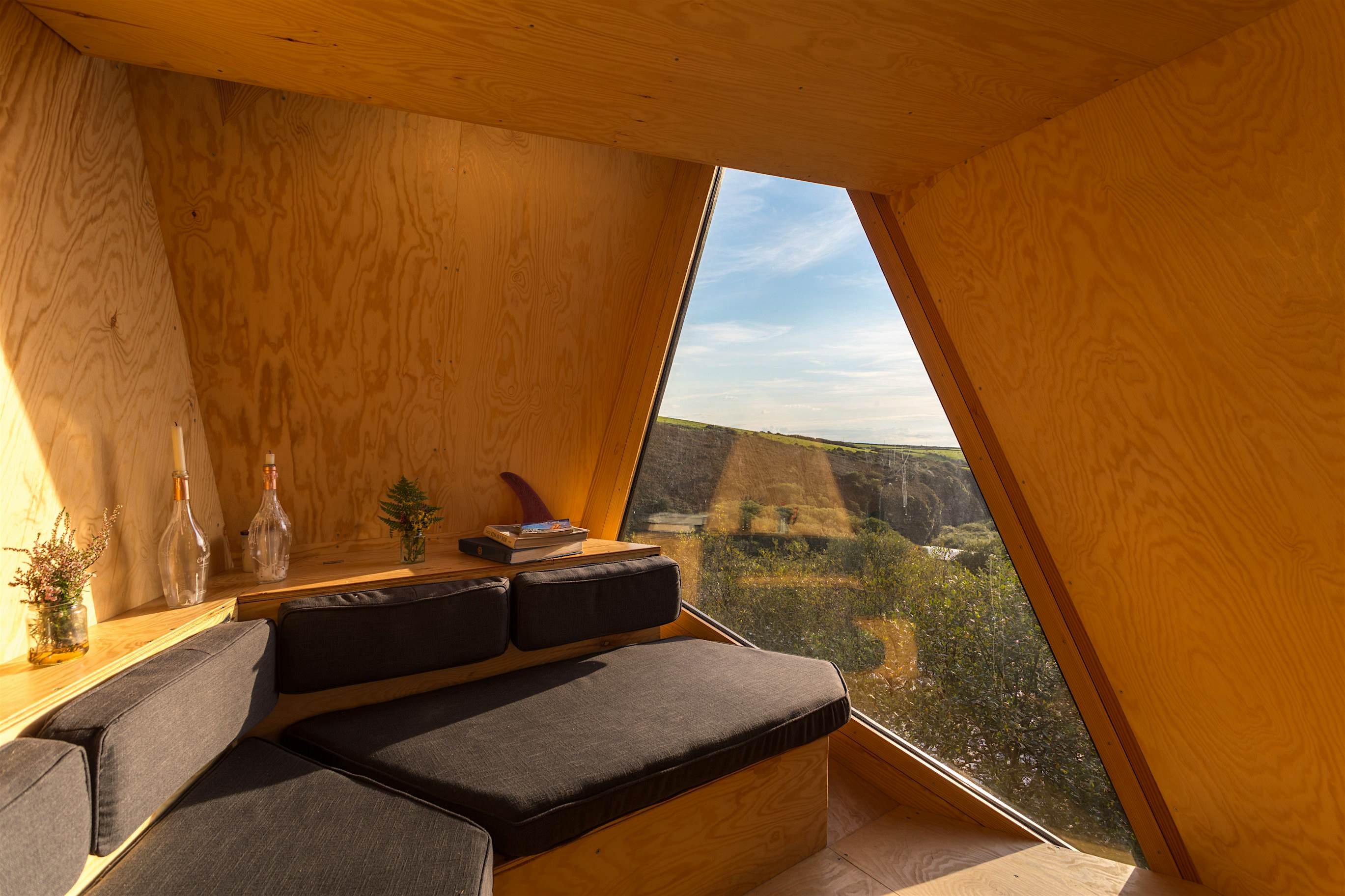 Travel News - Room with a view - cabin interior. Image by Ben Huggins mediadrumworld.com The interior of a Cornish hideout cabin