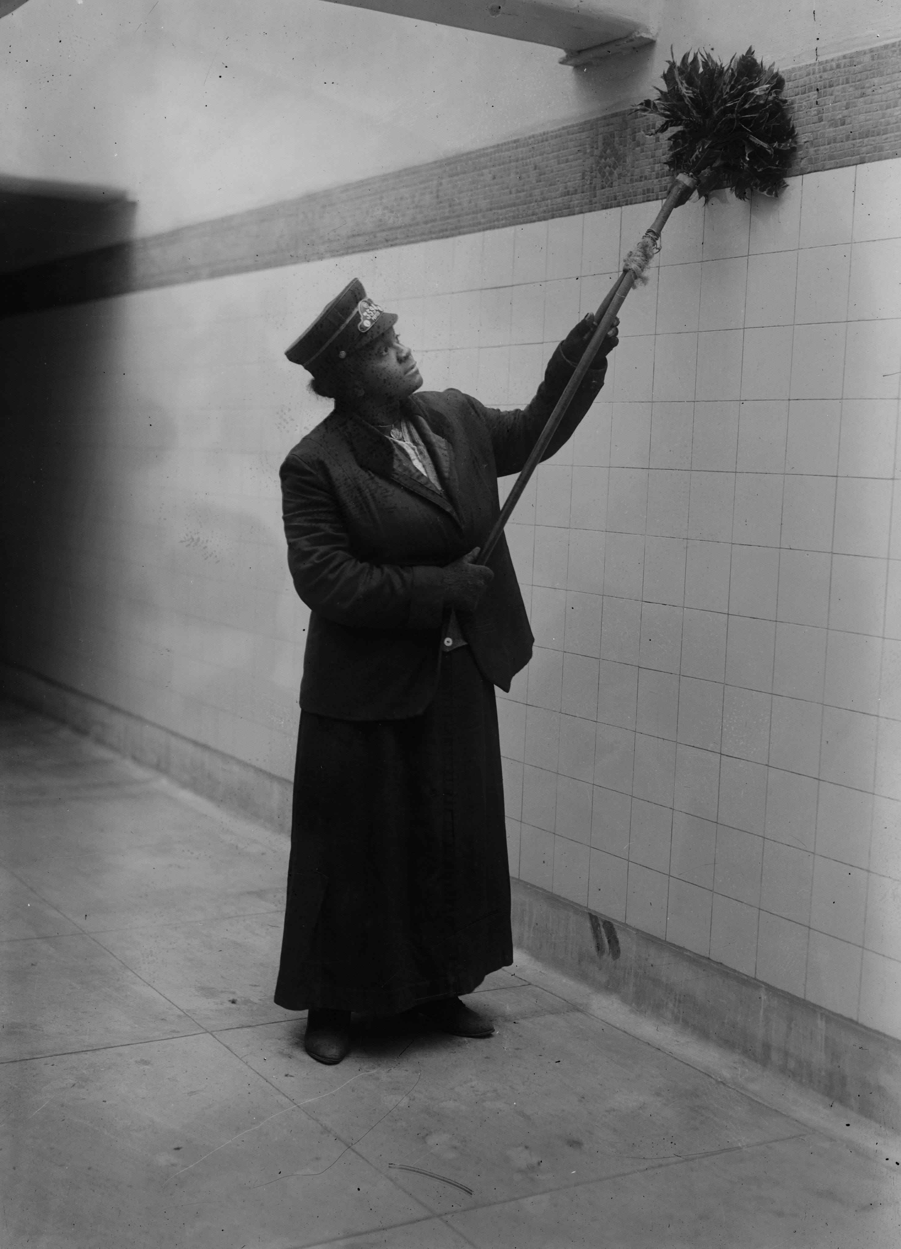 A subway porter in 1917