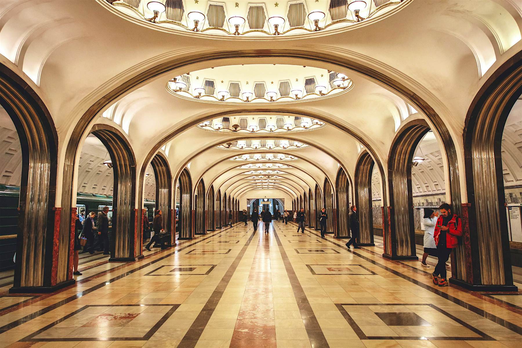 Travel News - moscow metro payment system Mayakovskaya Metro station