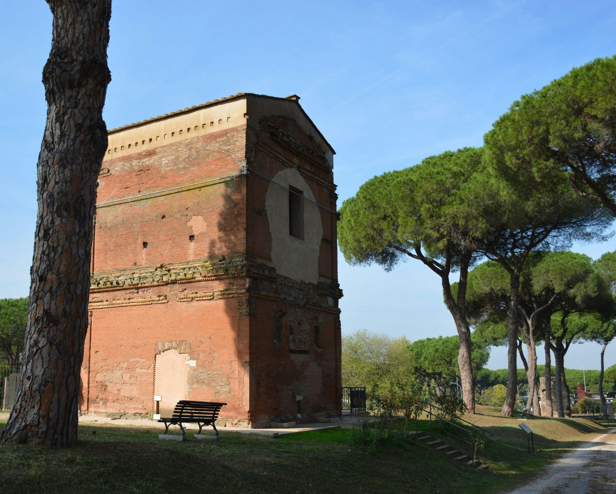 Travel News - 4_Tomba Barberini©Parco archeologico Appia Antica