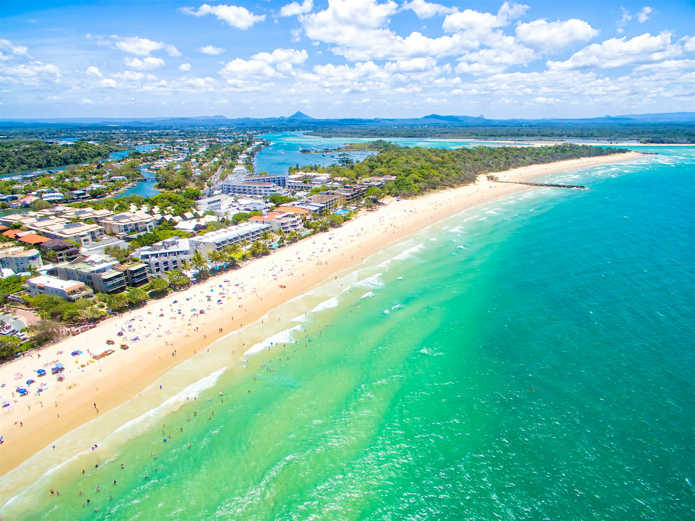 Travel News - shutterstockRF_555596578 Travel News - shutterstockRF_555596578