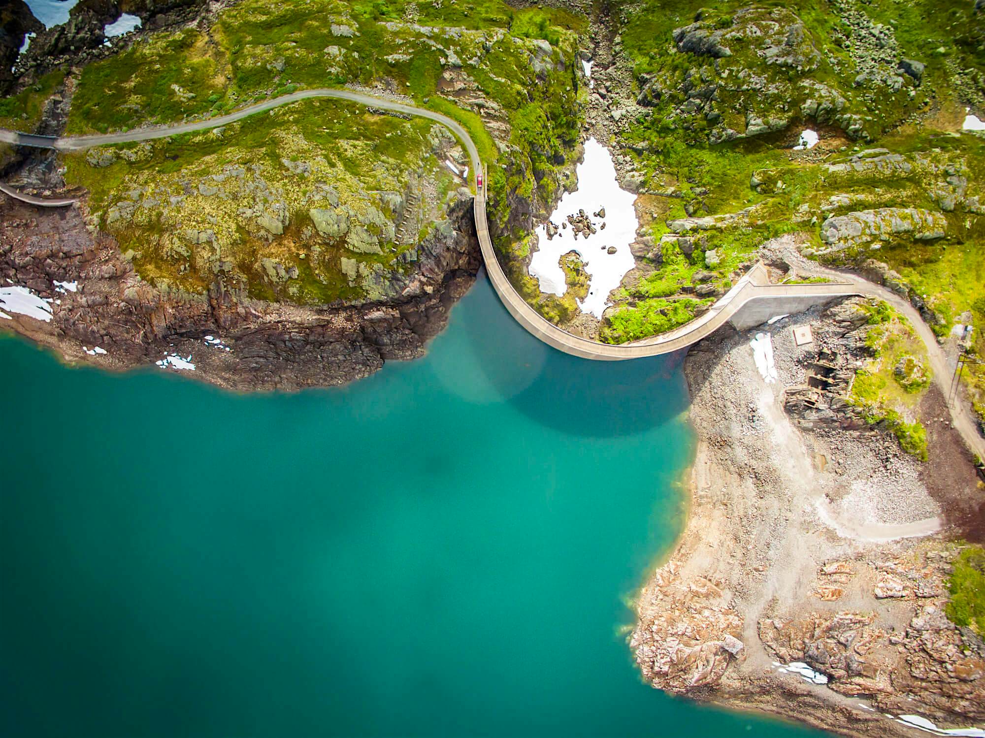 Travel News - GettyImages-617641440 (1) Votna lake, Hordaland county, Norway