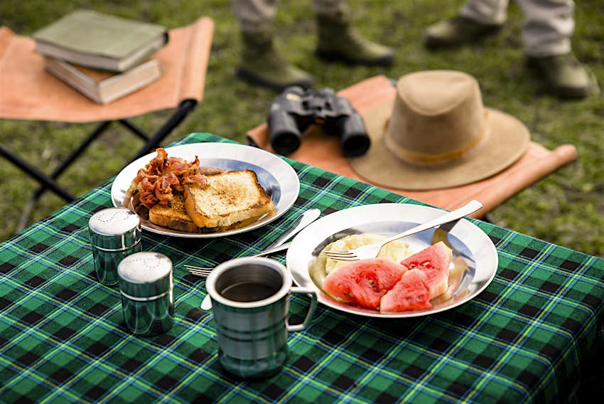 Travel News - Tanzania, Serengeti National Park, Sanctuary Kichakani Serengeti Camp Guests can enjoy breakfast on the Serengeti during the experience.