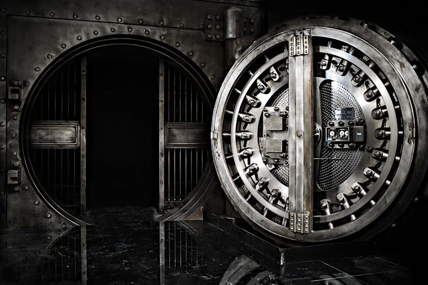 Hip New Hotel Nomad Los Angeles Has Converted A Bank Vault Into A
