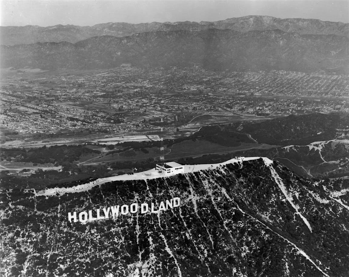 Travel News - Hollywoodland Sign Hollywoodland Sign